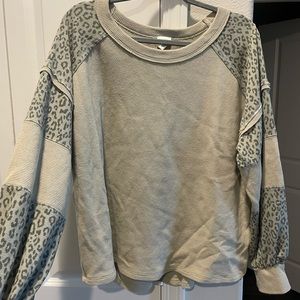 Green leopard print long sleeve